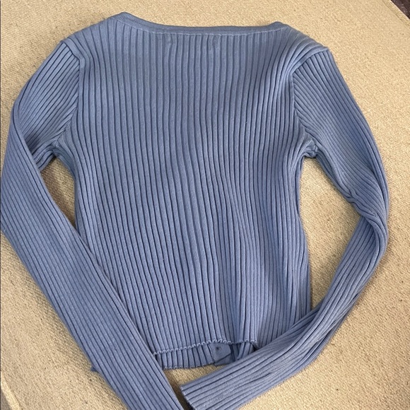 Light Blue Ribbed Sweater - Picture 4 of 4